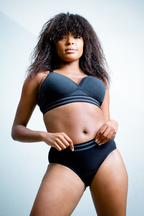 Elevate - Hotmilk - wysokie figi - czerń