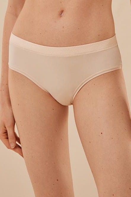 10121 - Ysabel Mora - figi midi - vanilla