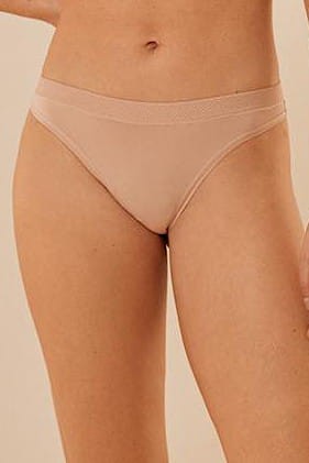 10121 - Ysabel Mora - figi midi - vanilla