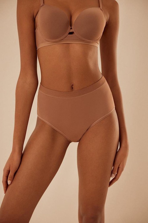 10120 - Ysabel Mora - figi z wysokim stanem - caramel