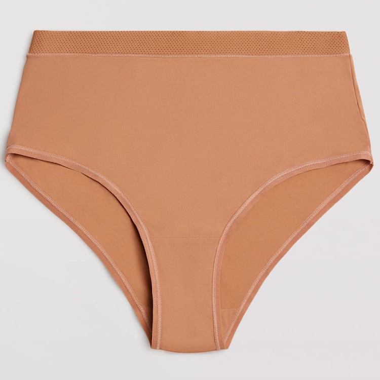 10120 - Ysabel Mora - figi z wysokim stanem - caramel